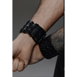 [2100000382712] PROVOCATEUR LEATHER CUFF ALEX